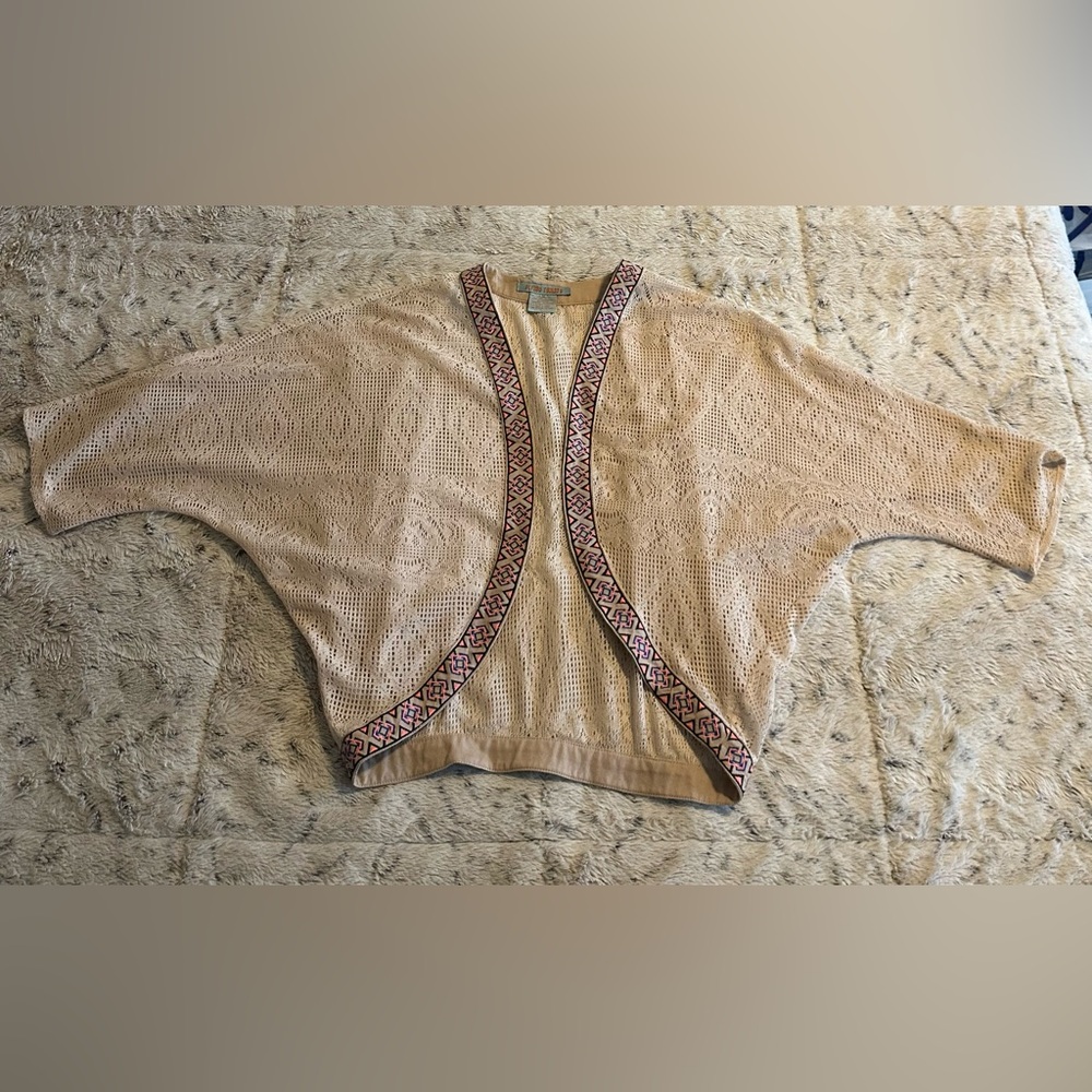 Flying Tomato Beige cardigan